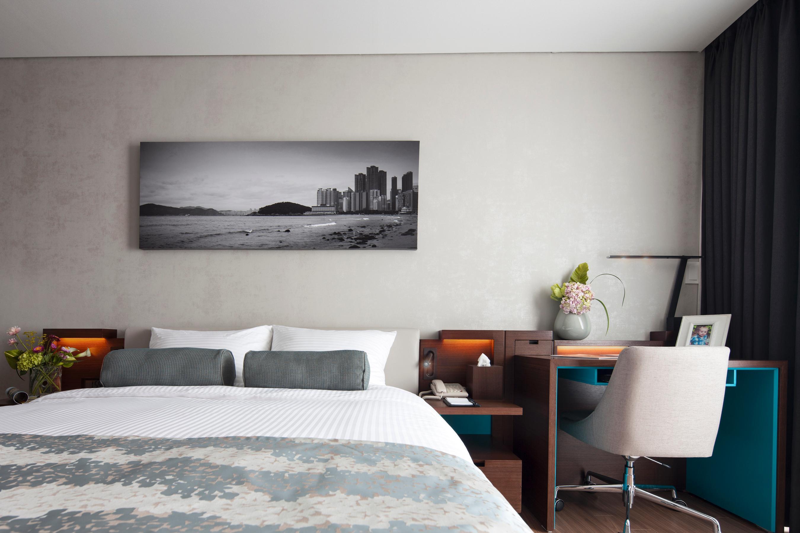 Felix By Stx Hotel & Suite Busan Exteriör bild